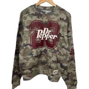 Dr. Pepper Camo Sweatshirt Women’s Medium